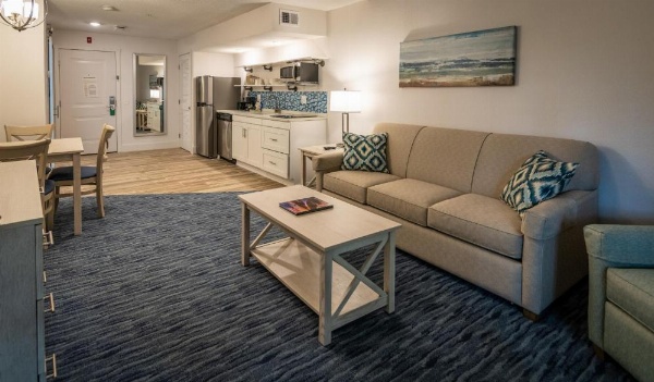 Palmera Inn and Suites image 10